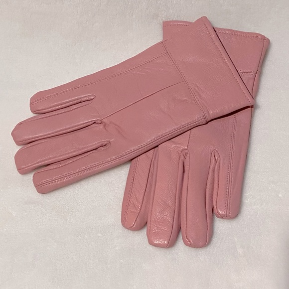 NWOT Bentley W Gloves SZL - Picture 1 of 4